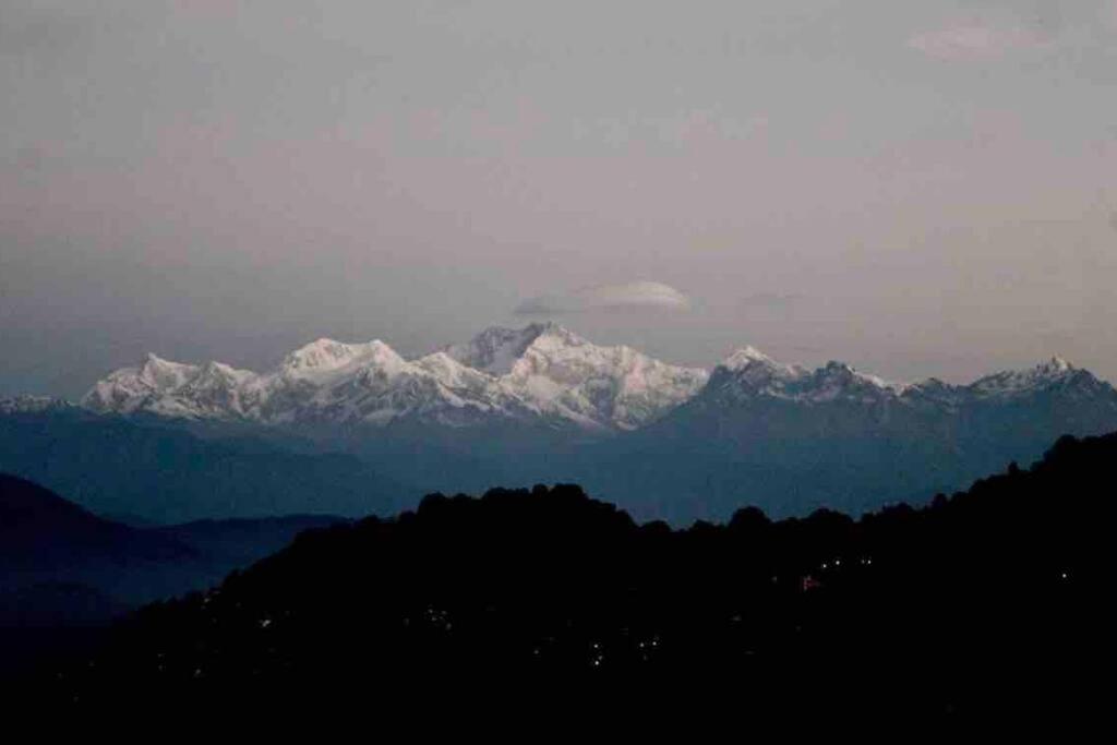 Norbu'S Homestay ดาร์จีลิง ภายนอก รูปภาพ