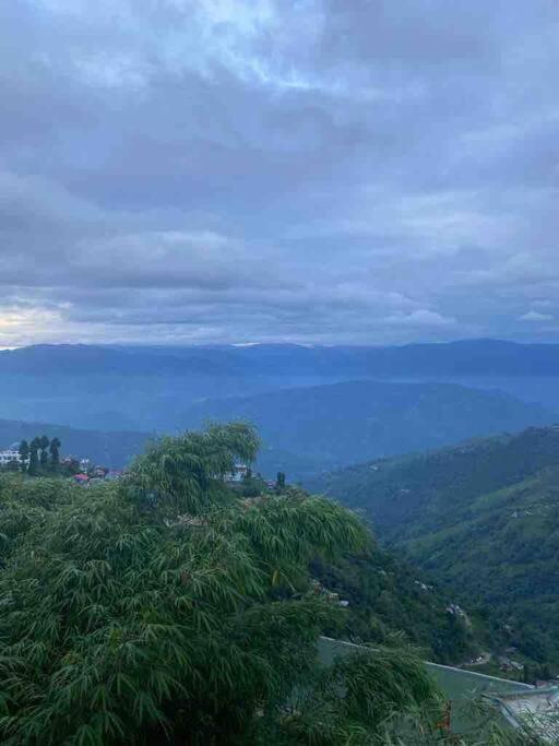 Norbu'S Homestay ดาร์จีลิง ภายนอก รูปภาพ